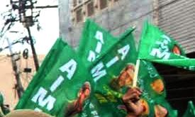 गाड़ी पार्क करके निकल रही AIMIM की पूर्व प्रत्याशी पर हमला