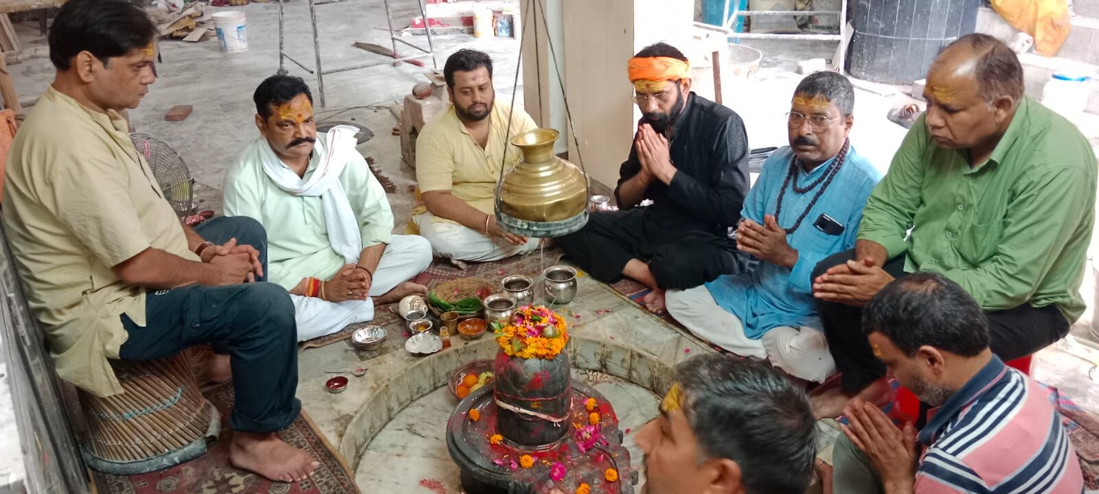 गन्ने के रस से आशुतोष का, सुरा से किया कालभैरव बाबा का अभिषेक