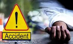 सड़क दुर्घटना में पांच लोगों की मौत सड़क दुर्घटना में पांच लोगों की मौत