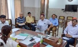 कलेक्टर ने दिया अल्टीमेटम- अगर नहीं हुआ भुगतान तो की जायेगी कार्यवाही कलेक्टर ने दिया अल्टीमेटम- अगर नहीं हुआ भुगतान तो की जायेगी कार्यवाही