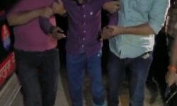 मुठभेड़ के बाद पुलिस ने 10 हजार के इनामी बदमाश को किया अरेस्ट मुठभेड़ के बाद पुलिस ने 10 हजार के इनामी बदमाश को किया अरेस्ट