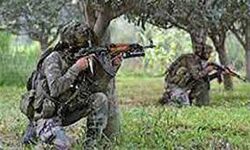 सुरक्षाबलों और आतंकवादियों के बीच मुठभेड़ सुरक्षाबलों और आतंकवादियों के बीच मुठभेड़