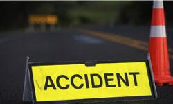 श्रद्धालुओं से भरी ट्राली में ट्रक की टक्कर से हुई दुर्घटना- एक की मौत