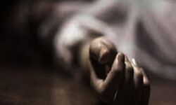 किशोरी ने गले में फंदा लगाकर आत्महत्या की किशोरी ने गले में फंदा लगाकर आत्महत्या की