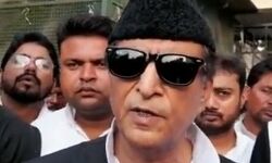 लुलु मॉल में नमाज सब कुछ प्रायोजित-जानबूझकर बुलाये गये थे नमाजी लुलु मॉल में नमाज सब कुछ प्रायोजित-जानबूझकर बुलाये गये थे नमाजी