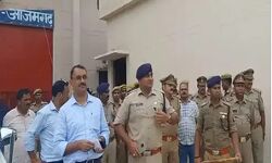 जेल में ऐशगाह- जेलर एवं डिप्टी जेलर समेत चार सस्पेंड, मचा हड़कंप जेल में ऐशगाह- जेलर एवं डिप्टी जेलर समेत चार सस्पेंड, मचा हड़कंप