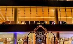 लुलु मॉल के खिलाफ बयानबाजी आजम खां की लोगो को बेरोजगार करने की साजिश लुलु मॉल के खिलाफ बयानबाजी आजम खां की लोगो को बेरोजगार करने की साजिश