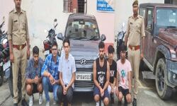 गर्ल्स हॉस्टल के सामने दिखा रहे थे स्टंट- पुलिस ने किया ऐसा इलाज गर्ल्स हॉस्टल के सामने दिखा रहे थे स्टंट- पुलिस ने किया ऐसा इलाज