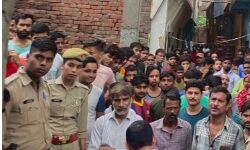 किन्नर की हत्या कर साथी समेटकर ले गये नकदी एवं जेवरात-पुलिस कर रही तलाश किन्नर की हत्या कर साथी समेटकर ले गये नकदी एवं जेवरात-पुलिस कर रही तलाश