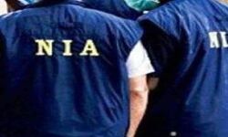 एनआईए का देवबंद में छापा- मदरसा स्टूडेंट को उठाने से मचा हड़कंप एनआईए का देवबंद में छापा- मदरसा स्टूडेंट को उठाने से मचा हड़कंप