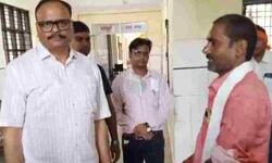 डिप्टी सीएम का डिस्ट्रिक्ट हॉस्पिटल पर छापा- सीएमओ को लगी फटकार