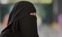 पत्नी को बेटी हुई तो फोन पर ही सुना दिया तीन तलाक का फरमान पत्नी को बेटी हुई तो फोन पर ही सुना दिया तीन तलाक का फरमान