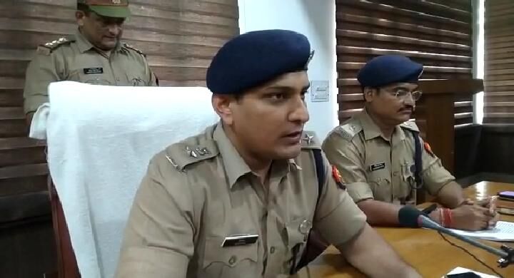 पुलिस ने बरामद किया चोरी की बाइक का शोरूम-चेसिस इंजन भी मिले