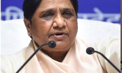 फिर दिया झटका-उपराष्ट्रपति चुनाव को लेकर मायावती का बड़ा ऐलान फिर दिया झटका-उपराष्ट्रपति चुनाव को लेकर मायावती का बड़ा ऐलान