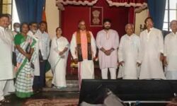 CM ने नाप दिए मंत्री-एक ही झटके में चली गई चार मंत्रियों की कुर्सी