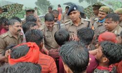 हादसे में साथी की मौत से गुस्सायें कांवडियों का हाईवे पर बवाल