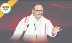 पाठक का पलटवार- दंगा कराने वाले कभी तिरंगे का नहीं कर सकते सम्मान