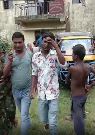जल्लाद बना पति हत्या कर घरवाली का कटा सिर लेकर पहुंचा ससुराल