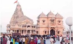 उपराष्ट्रपति के चुनाव के लिए मतदान आरंभ उपराष्ट्रपति के चुनाव के लिए मतदान आरंभ