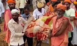 BJP विधायक ने रास्ता बंद किया साधु ने दे दी जान एमएलए पर मुकदमा BJP विधायक ने रास्ता बंद किया साधु ने दे दी जान एमएलए पर मुकदमा