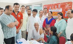 कपिल देव ने की बूस्टर डोज महाअभियान की शुरुआत- बोले वैक्सीनेशन जरूरी कपिल देव ने की बूस्टर डोज महाअभियान की शुरुआत- बोले वैक्सीनेशन जरूरी