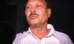 तिहरे हत्याकांड में पूर्व सांसद को सुनाई उम्र कैद -लाखों का जुर्माना