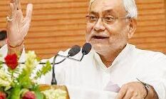 सीएम ने गवर्नर को सौंपा इस्तीफा- बोले बीजेपी कर रही थी अपमान सीएम ने गवर्नर को सौंपा इस्तीफा- बोले बीजेपी कर रही थी अपमान