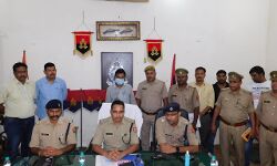 मां की आशिकी में लगाया अडंगा तो बेटे को मिली मौत-12 घंटे में उठा पर्दा मां की आशिकी में लगाया अडंगा तो बेटे को मिली मौत-12 घंटे में उठा पर्दा