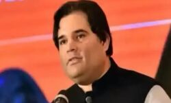 सांसद का हमला-गरीब का निवाला छीनकर तिरंगें की कीमत वसूलना शर्मनाक सांसद का हमला-गरीब का निवाला छीनकर तिरंगें की कीमत वसूलना शर्मनाक