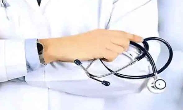 ऐसे कैसे बनेंगे MBBS डॉक्टर -इतने साल में भी नहीं हो पाए पास