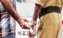 वसूली भाई बने सिपाहियों का कमिश्नर ने किया ऐसा इलाज