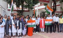 एस. डी. कॉलेज ऑफ़ लॉ में किया गया ध्वजारोहण