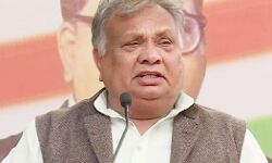 श्रीकांत की पत्नी को प्रताड़ित करने वाले पुलिसकर्मी हों निलम्बित-RLD श्रीकांत की पत्नी को प्रताड़ित करने वाले पुलिसकर्मी हों निलम्बित-RLD