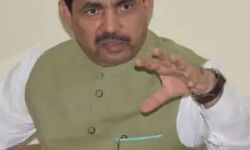 हाईकोर्ट के आदेश से घबराए भाजपा नेता सुप्रीम कोर्ट की शरण में हाईकोर्ट के आदेश से घबराए भाजपा नेता सुप्रीम कोर्ट की शरण में