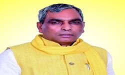 चुनाव आयोग को दोष देने की बजाय अपनी कमियों पर ध्यान दें अखिलेश- राजभर चुनाव आयोग को दोष देने की बजाय अपनी कमियों पर ध्यान दें अखिलेश- राजभर