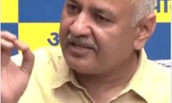 बोले डिप्टी CM-घर आए थे बिन बुलाए मेहमान, अब जेल का इंतजार बोले डिप्टी CM-घर आए थे बिन बुलाए मेहमान, अब जेल का इंतजार