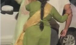 कार में रंगरलियां मनाते दबोचे गए BJP नेता पर ऐसे बरसी पत्नी की चप्पल