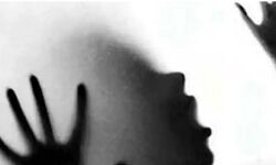 लड़की ने शादी से किया इंकार तो लड़के ने दोस्तों संग की ऐसी कोशिश