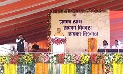 CM योगी ने दी सौगात- बोले अब बेखौफ होकर घूम रही है महिलाएं और बेटियां