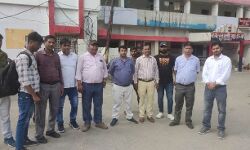 बिजली चोरी पकड़ने गई टीम के साथ गाली गलौज व मारपीट- गांव से खदेड़ा बिजली चोरी पकड़ने गई टीम के साथ गाली गलौज व मारपीट- गांव से खदेड़ा