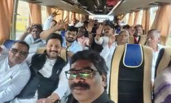 कुर्सी के साथ सरकार जाने की चिंता- गेस्ट हाउस में सुरक्षित किए MLA कुर्सी के साथ सरकार जाने की चिंता- गेस्ट हाउस में सुरक्षित किए MLA