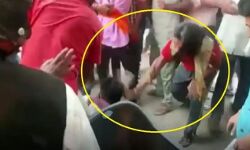 सड़क पर हाई वोल्टेज ड्रामा-चप्पलों की बौछार होते ही महिला नजर आई सिस्टर सड़क पर हाई वोल्टेज ड्रामा-चप्पलों की बौछार होते ही महिला नजर आई सिस्टर