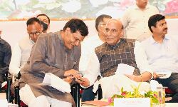 कार्यक्रम में बोले मंत्री ए.के. शर्मा - मुस्कुराइए आप लखनऊ में हैं कार्यक्रम में बोले मंत्री ए.के. शर्मा - मुस्कुराइए आप लखनऊ में हैं