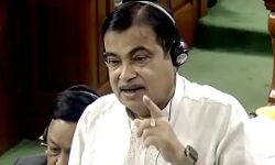 बोले गडकरी-दिन अच्छे हो या बुरे किसी को इस्तेमाल कर नहीं फेंकना चाहिए बोले गडकरी-दिन अच्छे हो या बुरे किसी को इस्तेमाल कर नहीं फेंकना चाहिए