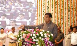 शिकायत मिलने पर मंत्री शर्मा हुए नाराज- कसे अधिकारियों के पेंच