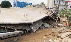 इमारत ढहने से कई लोगों के फंसे होने की आशंका