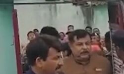 भाजपा नेताओं ने दिखाई हनक- चार्टर प्लेन में जबरिया भरी उड़ान और अब..