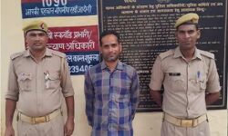 जिला बदर अपराधी को बीयर बार में देख पुलिस की त्योरियां चढ़ी जिला बदर अपराधी को बीयर बार में देख पुलिस की त्योरियां चढ़ी