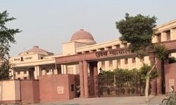 HC की केंद्रीय मंत्री को खरी-खरी, देश समझ रहा है आप क्या चाहते हैं? HC की केंद्रीय मंत्री को खरी-खरी, देश समझ रहा है आप क्या चाहते हैं?