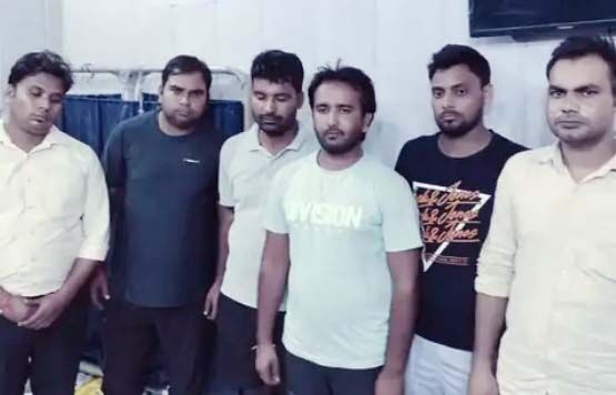 रेलवे भर्ती परीक्षा के 6 सॉल्वर गिरफ्तार- एक मुजफ्फरनगर का भी रेलवे भर्ती परीक्षा के 6 सॉल्वर गिरफ्तार- एक मुजफ्फरनगर का भी